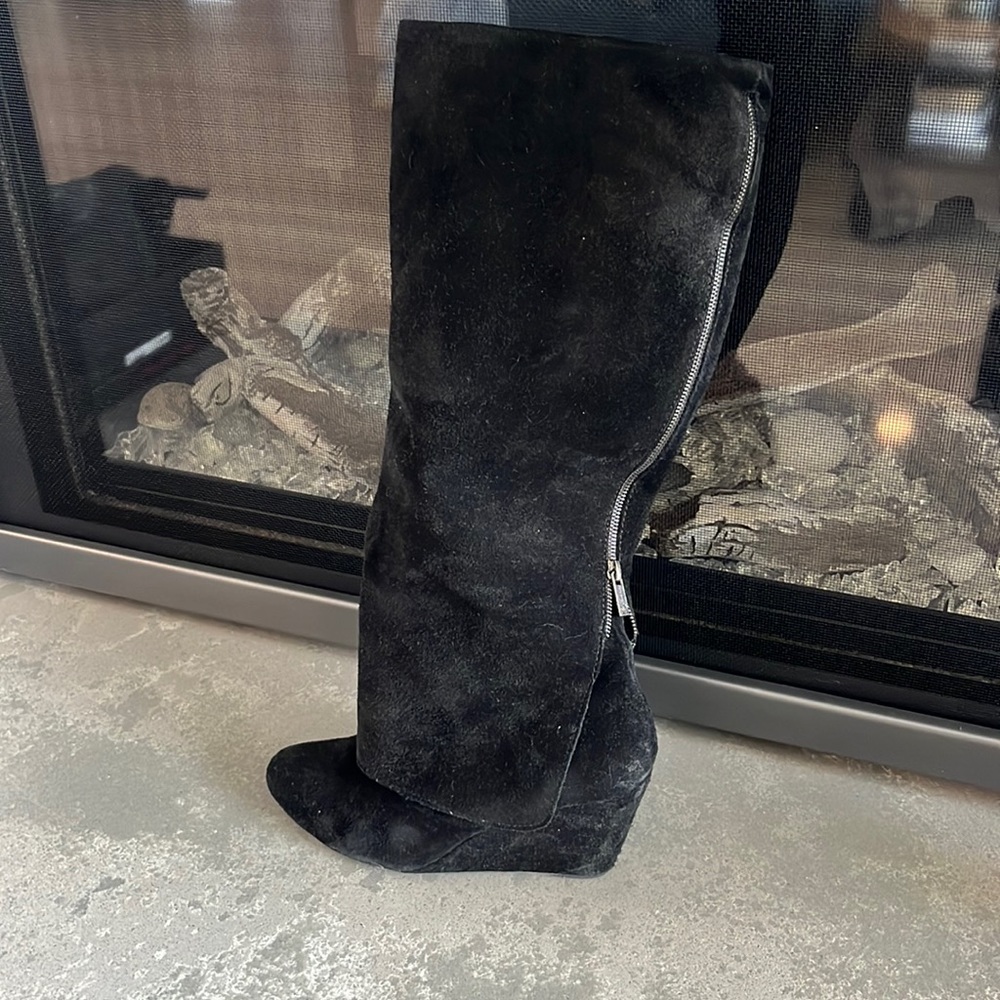 Jessica Simpson black suede boots